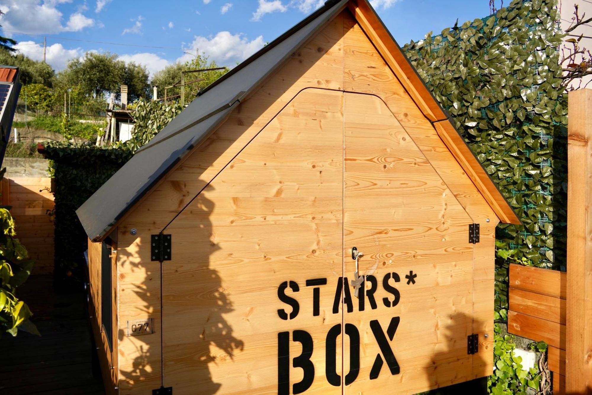 Hotel Starsbox Jacuzzi Privata E Piscina Vista Mare Celle Ligure Exteriér fotografie