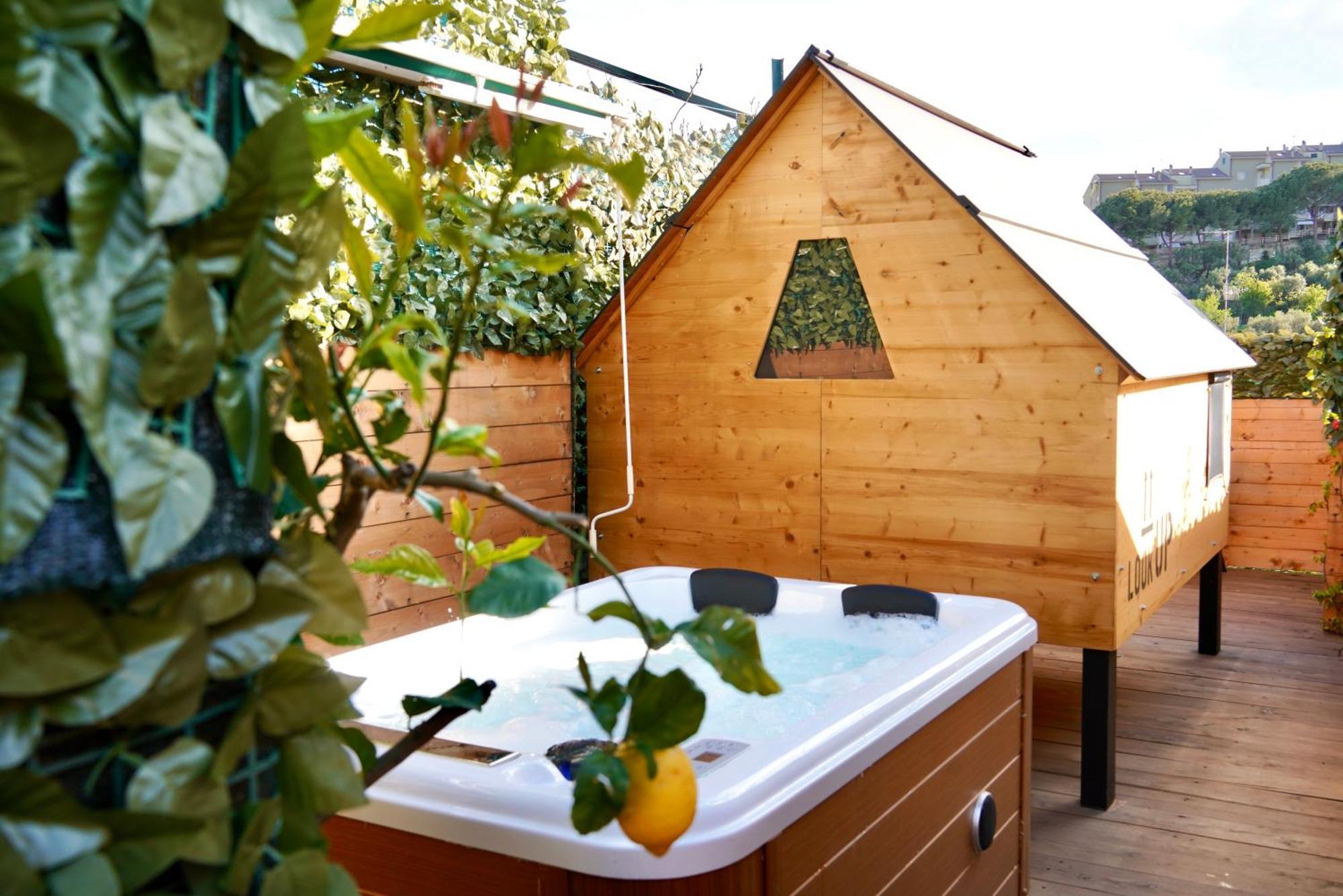 Hotel Starsbox Jacuzzi Privata E Piscina Vista Mare Celle Ligure Exteriér fotografie